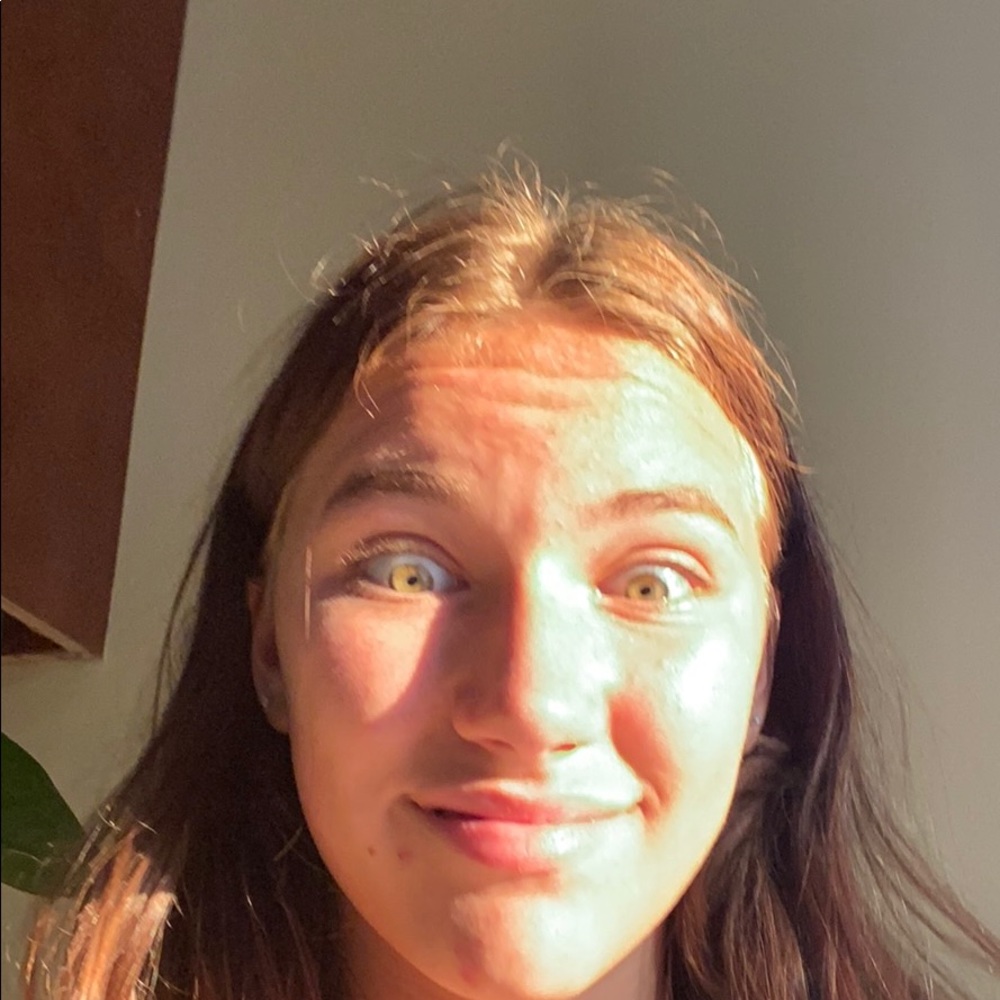 Meet your Posher, Julia